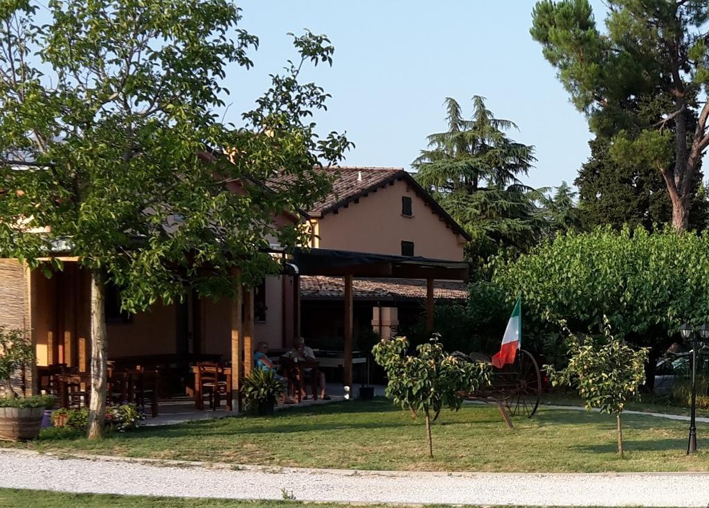 Agriturismo Perugini Bed and Breakfast Cesena Exterior foto